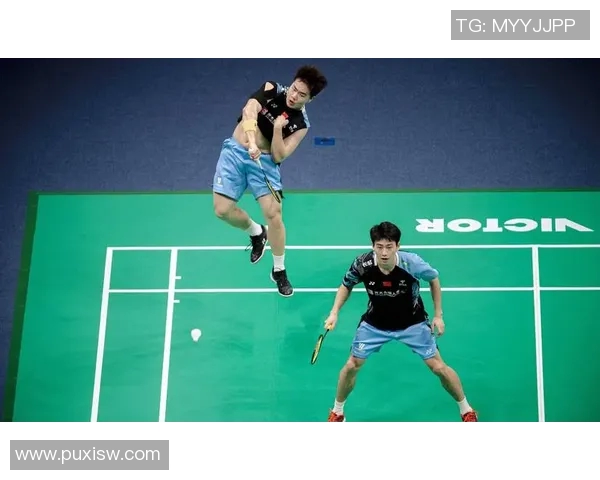 南京羽毛球队与广州羽毛球队赛后复盘团队协作的精彩瞬间与经验分享